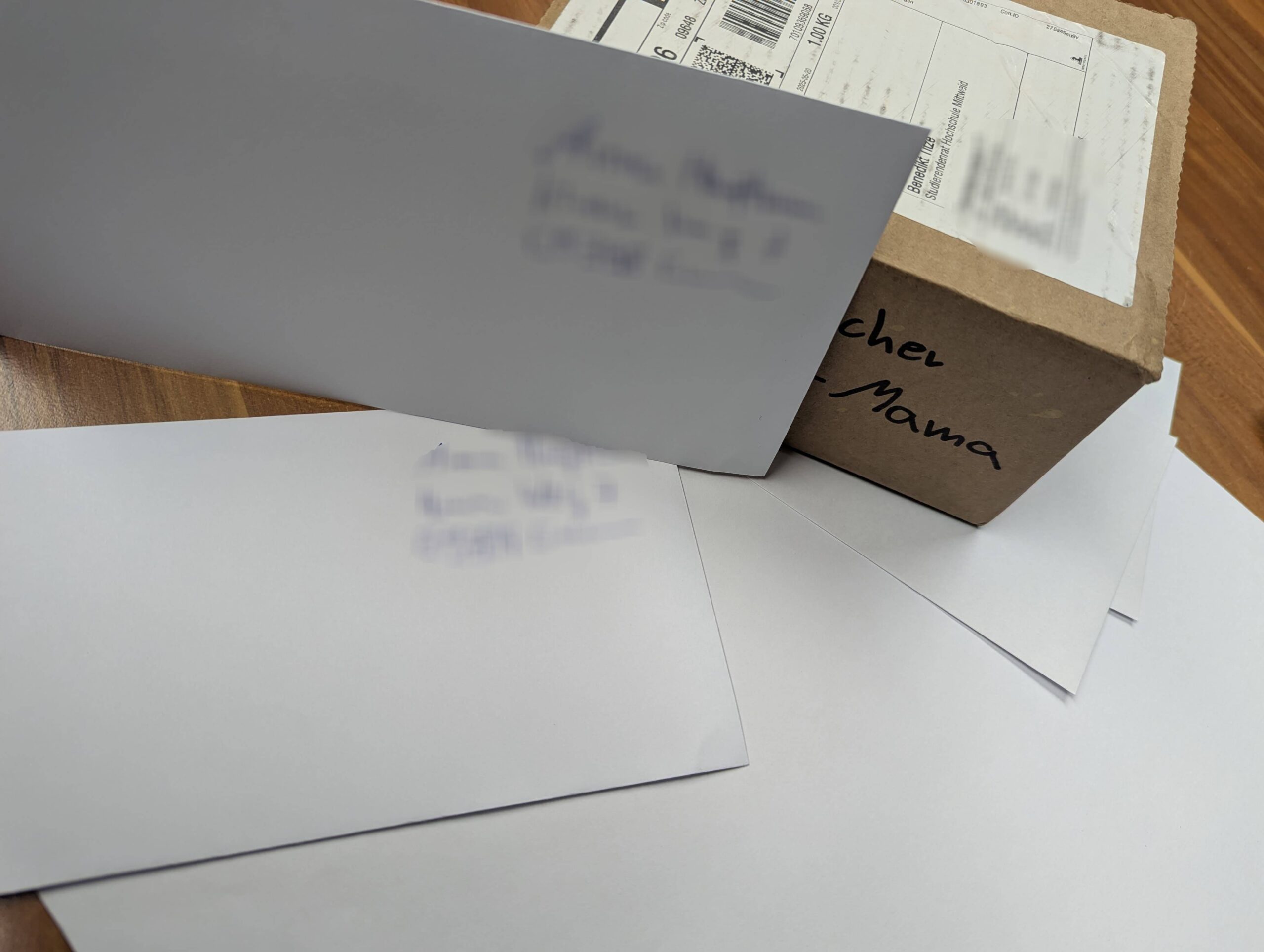 Briefe_Mutter Briefe und Paket an Anna.