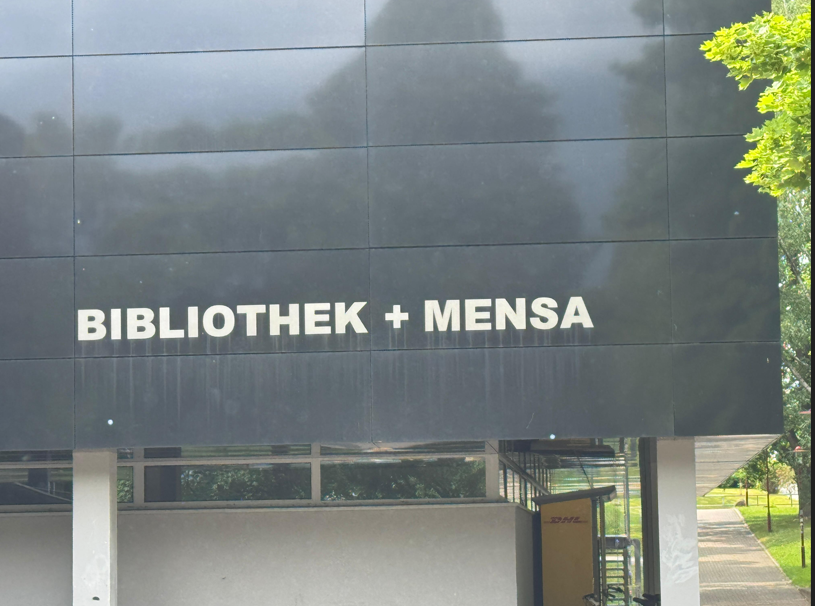 Bibliothek + Mensa
